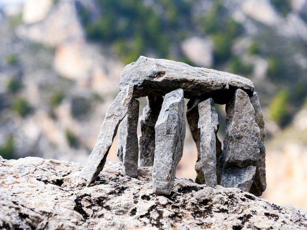 Quels sont les lieux incontournables pour du00e9couvrir le land art en plein air en France?